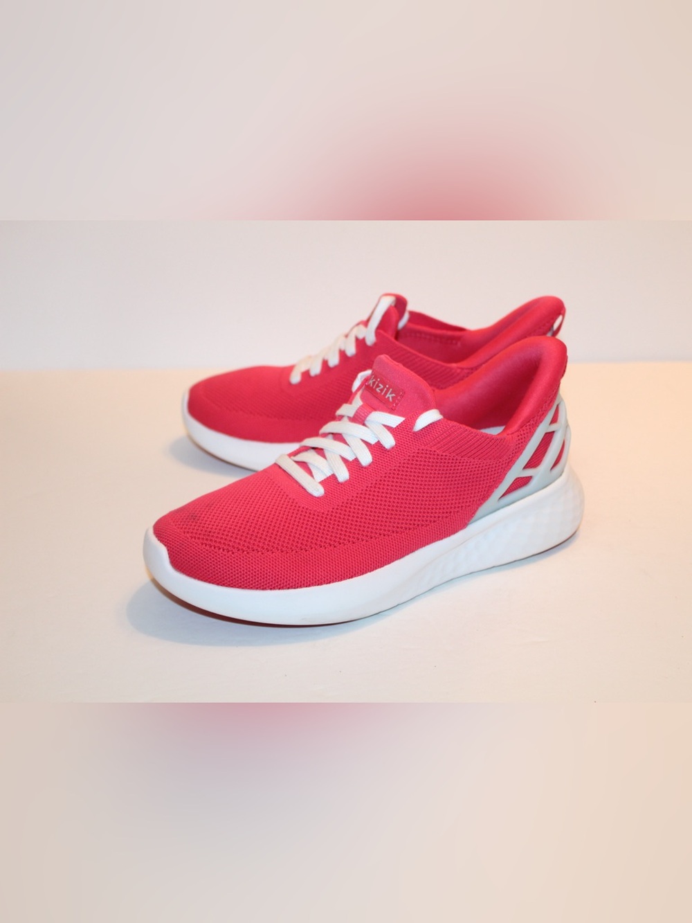 Kizik Athens Women’s Shoes Size 8